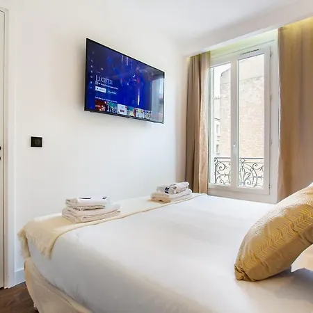 Appartement Cmg - Tour Eiffel Champs De Mars Parijs