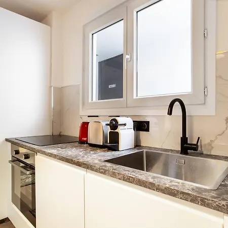 Cmg - Tour Eiffel Champs De Mars * Paris