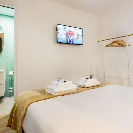 Cmg - Tour Eiffel Champs De Mars Paris