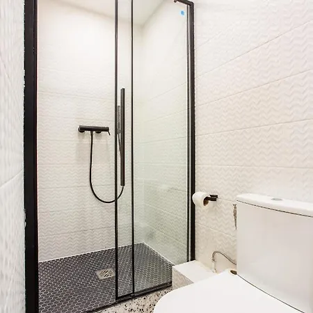 Cmg - Tour Eiffel Champs De Mars